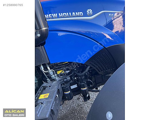 Machinery / Agricultural Machines / Tractors / New Holland / T4.75S