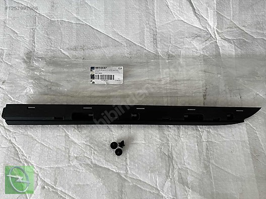 RENAULT CLİO V 2020 ARKA SOL KAPI ÇERÇEVE BANDI 828776862R - İlan