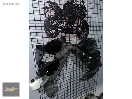 Grenaj / CF MOTO 250SR SAĞ SOL İÇ PANDİZOT sahibinden.comda