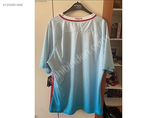 İkinci El ve Sıfır Alışveriş / Spor / Taraftar Ürünleri / Türk Formaları