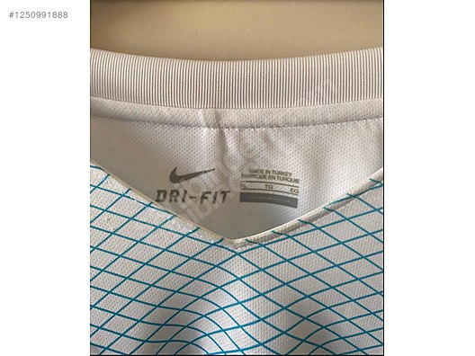 İkinci El ve Sıfır Alışveriş / Spor / Taraftar Ürünleri / Türk Formaları