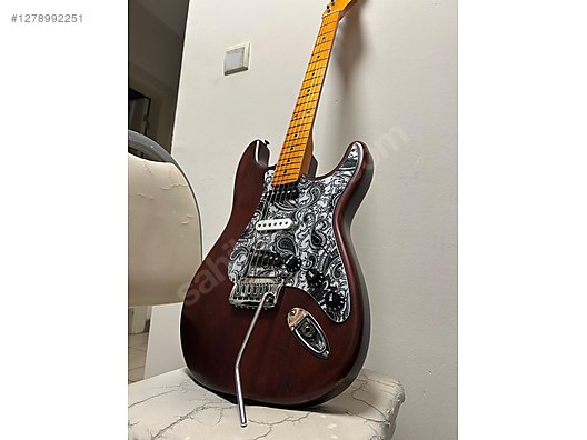 İkinci El ve Sıfır Alışveriş / Müzik / Müzik Aletleri / Telli Çalgılar / Gitar / Elektro