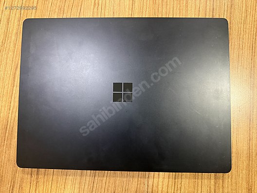 Microsoft / Kusursuz Surface Laptop 3 i5-1035G7 8GB RAM / 256 GB