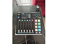 RODE RODECASTER PRO 2 - AZ KULLANILMIŞ - SORUNSUZ