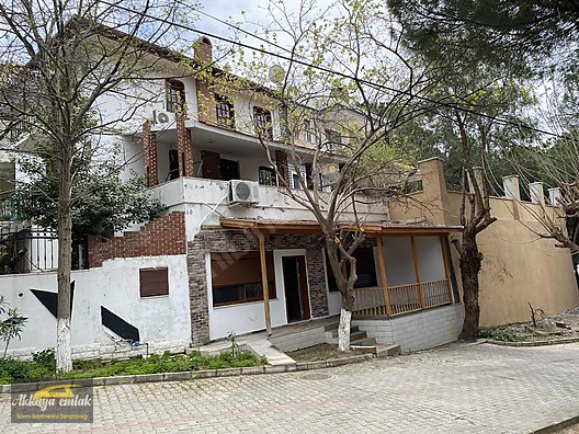 Seferihisar Akarca Haritacilar Sitesinde Iki Adet Yazlik Satilik Satilik Villa Ilanlari Sahibinden Com Da 919993301