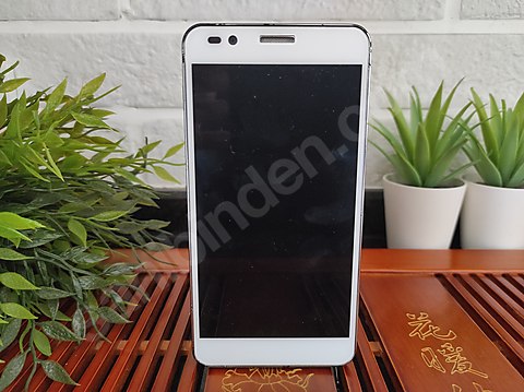 BEYAZ VESTEL VENUS 5.0 VSP2509 AKILLI CEP TELEFONU