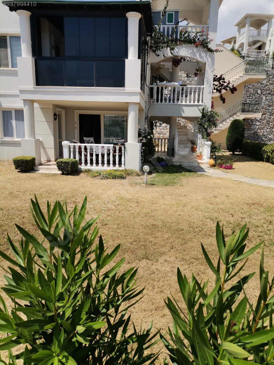 Boğaziçi Adabükü Flamingo Sezonluk Manzaralı Geniş Bahçeli Daire