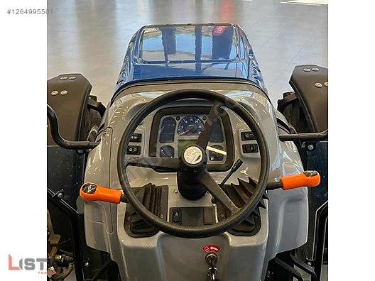 Machinery / Agricultural Machines / Tractors / New Holland / TT60 Classic