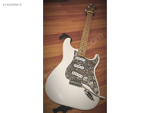 オイガツオ 　Fender mexico オイガツオ Fender Elektro Gitar - 1322995615