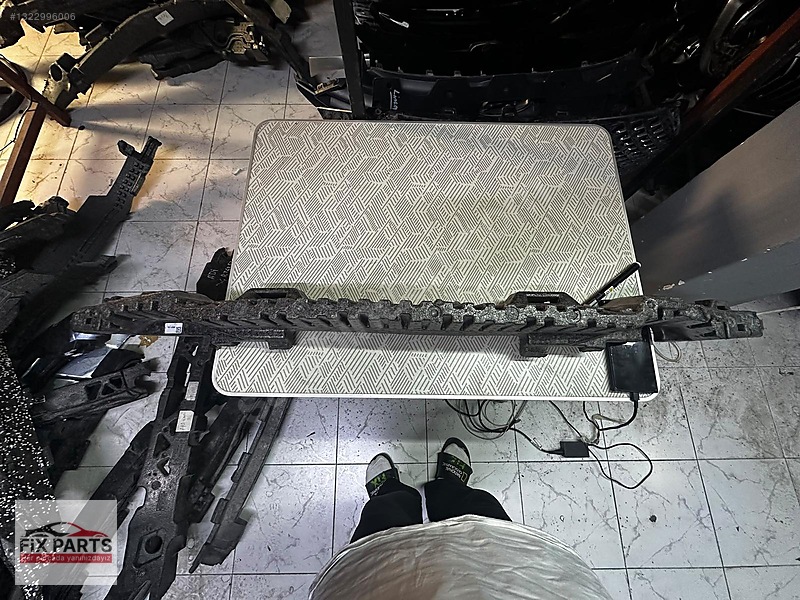BMW 5 Serisi Tampon (Ön)