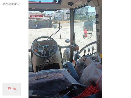 Machinery / Agricultural Machines / Tractors / Case IH / Farmall 110A