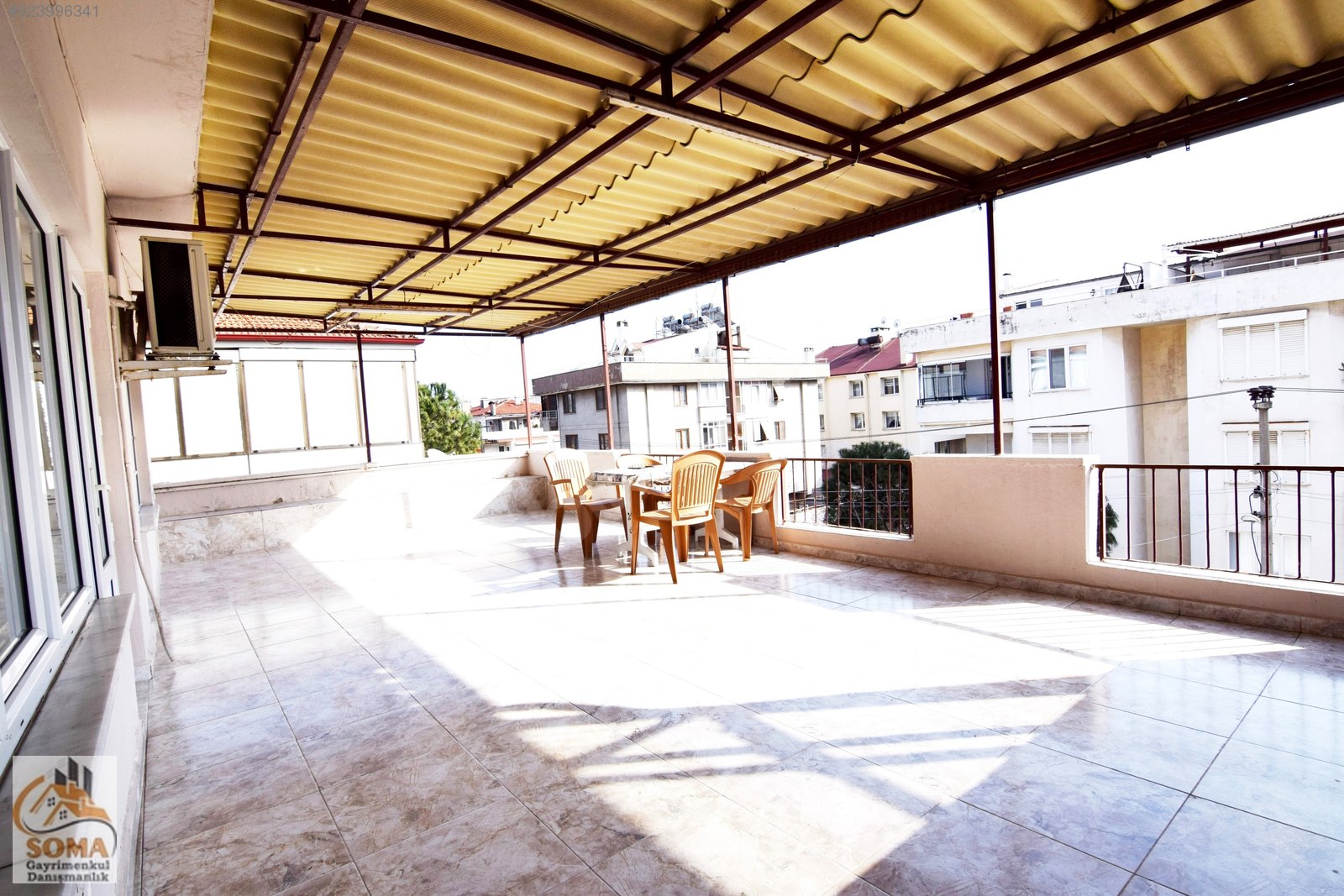 BERKAY DEMİRELDEN MERKEZ TERASLI 4+1 FULL EŞYALI KLİMALI KİRALIK