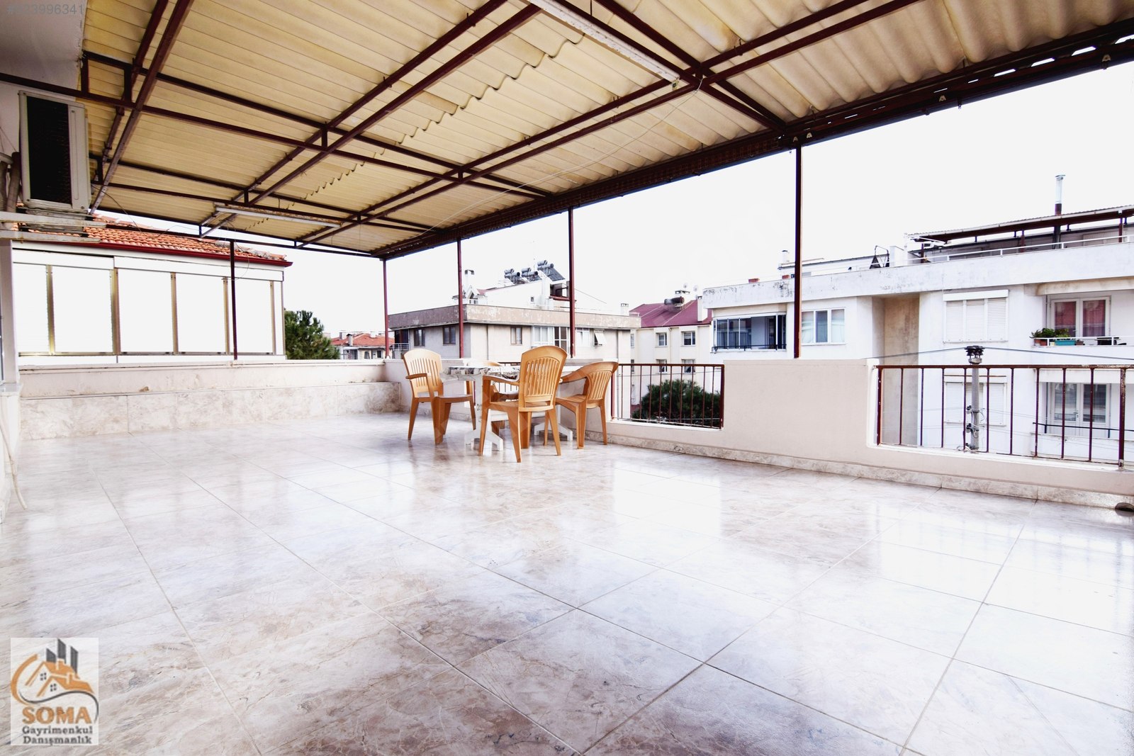 BERKAY DEMİRELDEN MERKEZ TERASLI 4+1 FULL EŞYALI KLİMALI KİRALIK