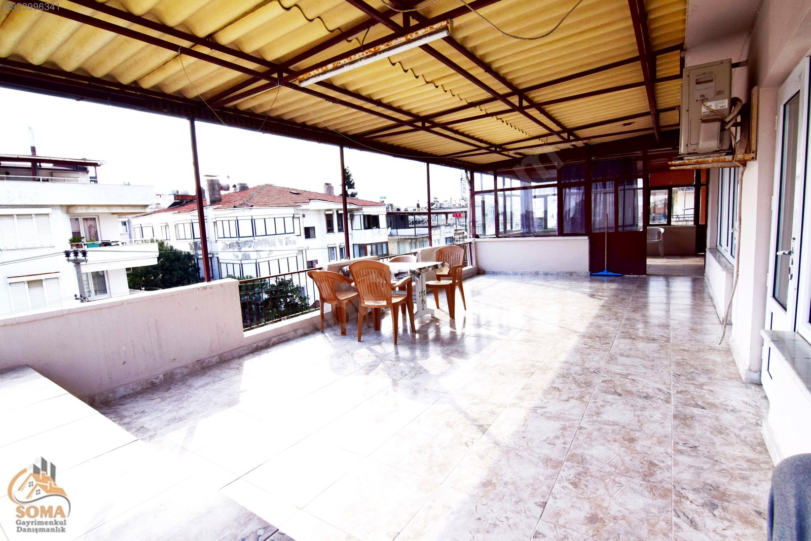 BERKAY DEMİRELDEN MERKEZ TERASLI 4+1 FULL EŞYALI KLİMALI KİRALIK