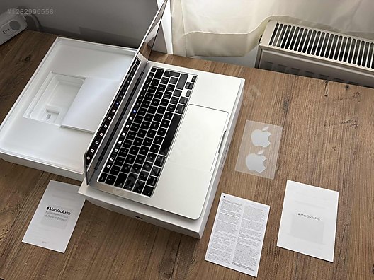 Apple MacBook シルバー MacBook Pro (Retina， 13-inch， Late 2012)