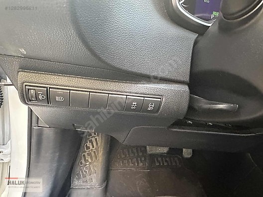 Vasıta / Otomobil / Toyota / Corolla / 1.8 Hybrid / Dream 