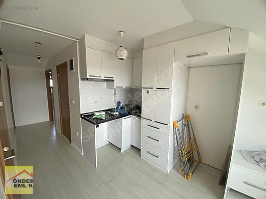 CADDE ÜZERİ 2+1 65 m2 MERKEZİ KONUM ÖĞRENCİYE BEKARA UYGUN #1259997349