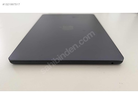 Apple Macbook / 2022 MacBook Air M2 / 256GB SSD / 16GB RAM / 13,6