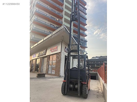 Machinery / Industrial / Carrying & Stacking Equipment / Forklifts / For Sale / Tecna