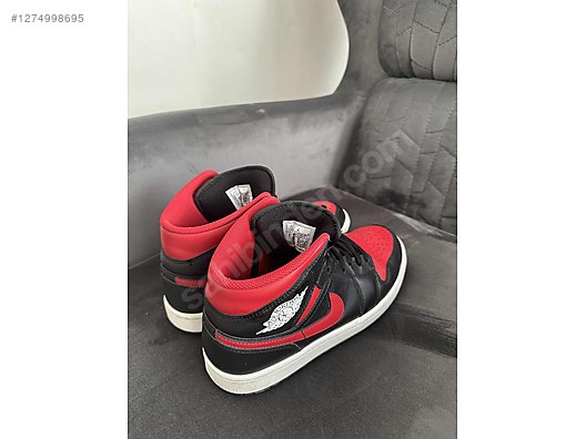 Used & Brand New Items / Clothing & Accessories / Men / Shoes / Sneakers & Sport