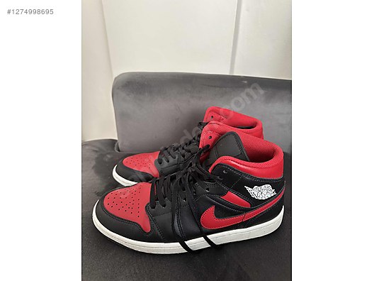 Used & Brand New Items / Clothing & Accessories / Men / Shoes / Sneakers & Sport