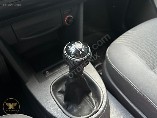 OTOFENİX 2011 VW CADDY 1.6 TDI TRENDLINE 205.500 KM