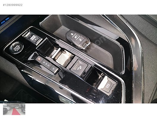 Vasıta / Arazi, SUV & Pickup / Peugeot / 3008 / 1.5 BlueHDi / Allure